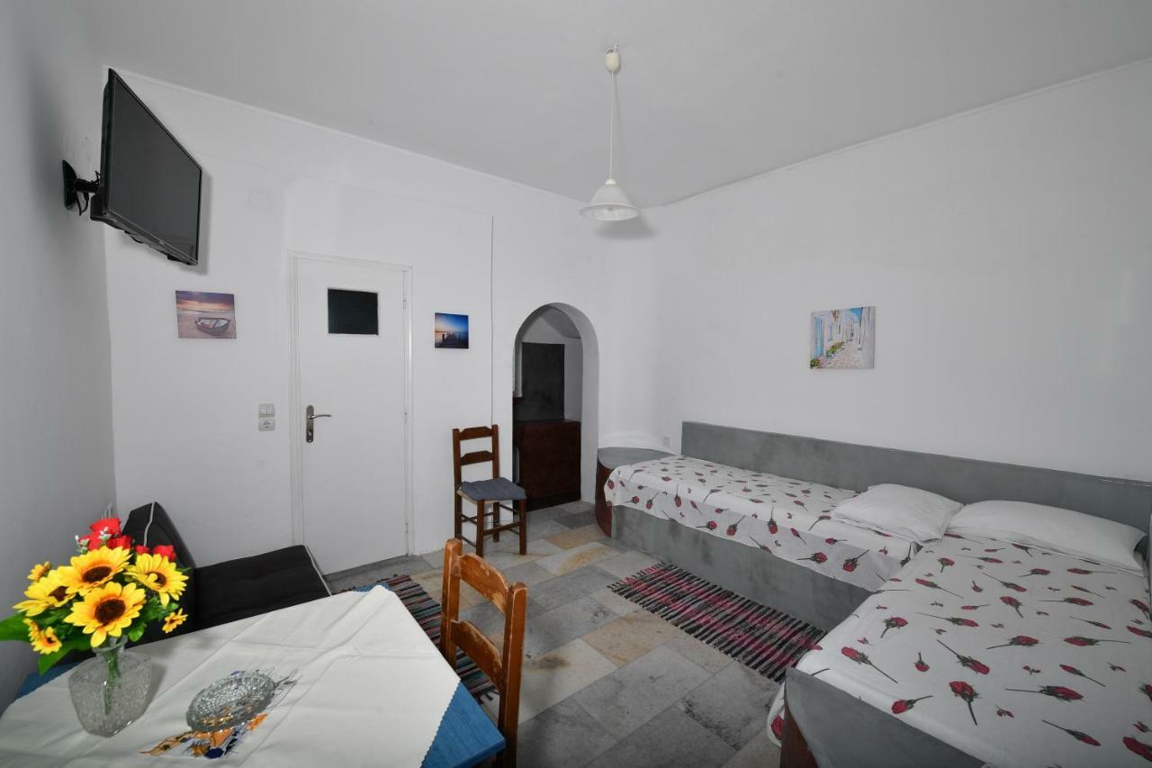 Santo Margarita Apartment Oia  Exterior photo